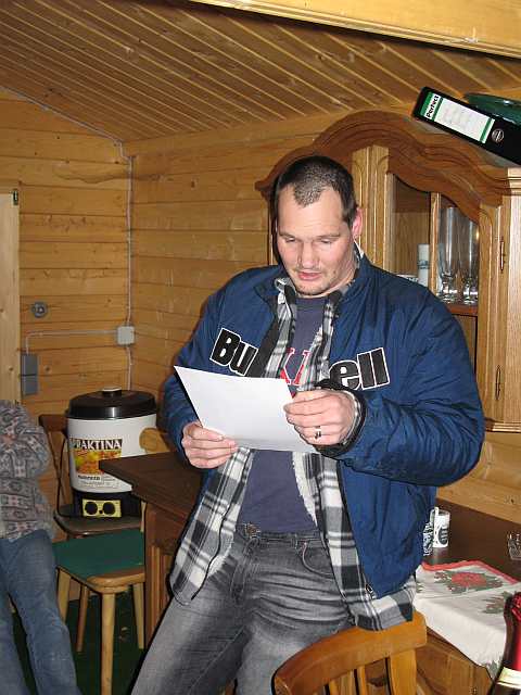 Michael Leßner durfte ein weihnachtliches Gedicht vortragen