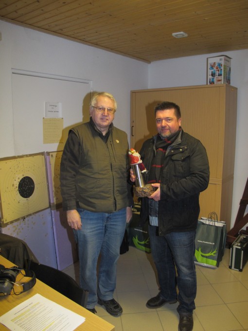 Pokalgewinner 2016: Norbert Remiorz Norbert Remiorz ist der Gewinner des Pokals im Jahr 2016