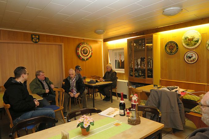 Die Pokale warten auf die Vergabe die Pokale warten auf die Vergabe